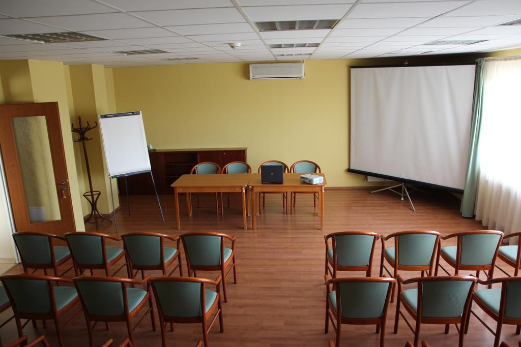 Liget Hotel Szolnok Zewnętrze zdjęcie